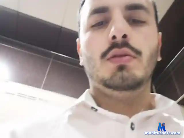 Emilthebest12 bongacams performer male