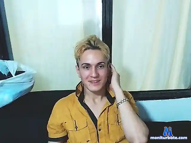 DARTHERX bongacams performer male