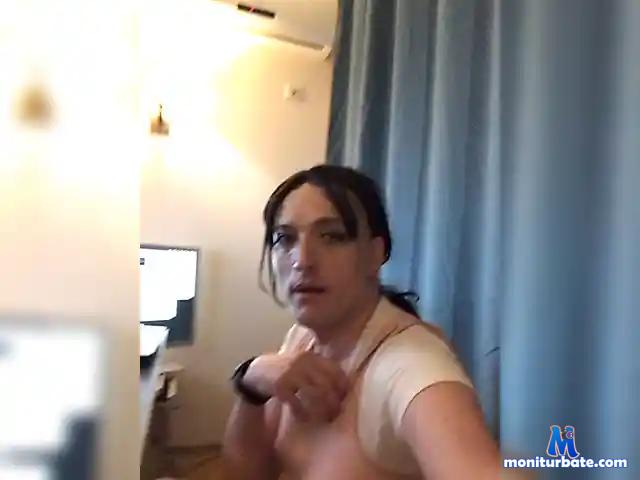 ilucia bongacams performer shemale