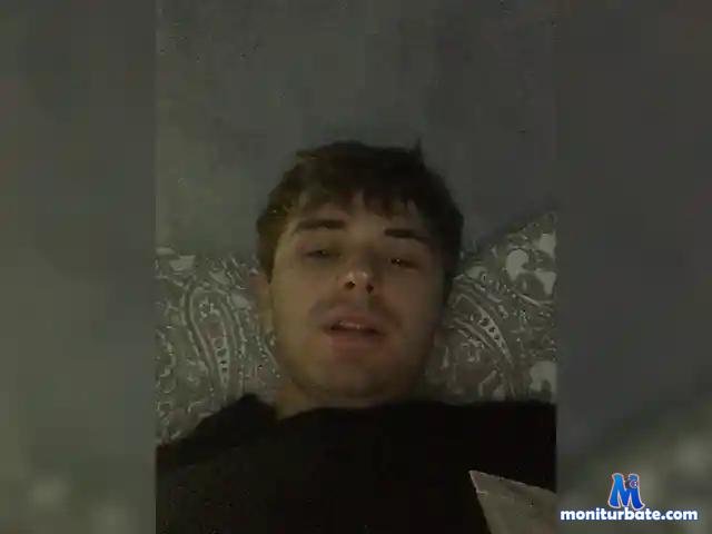 -MAX-MAX- bongacams performer male