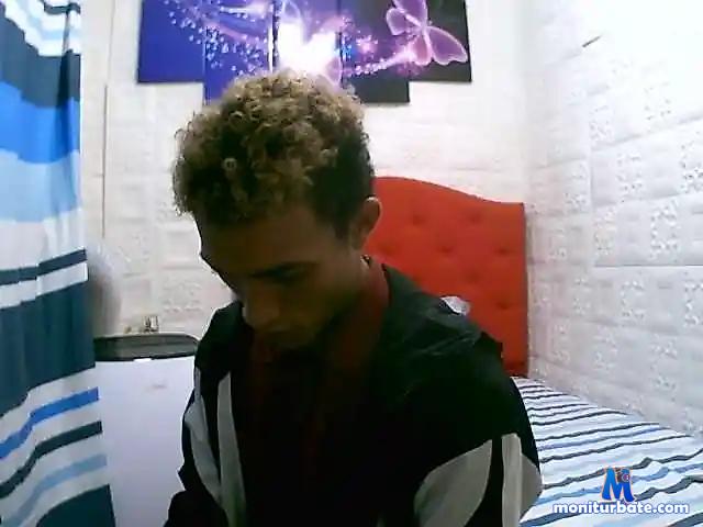dulcetentacionxxx bongacams performer male