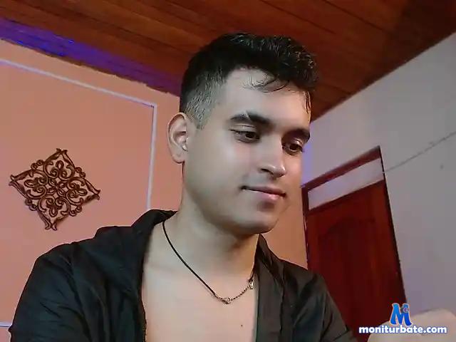 dylan-montes bongacams performer male