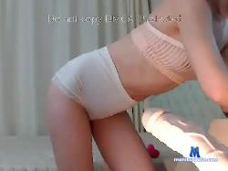 CherryLadyy bongacams live cam performer profile