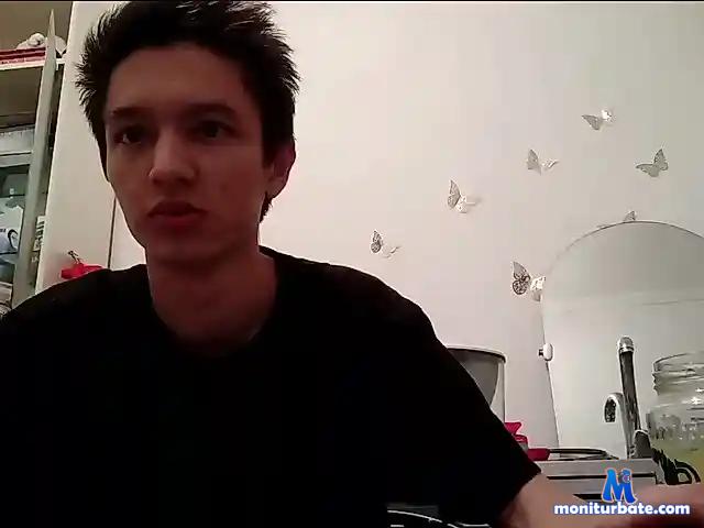 PushupKen bongacams performer male
