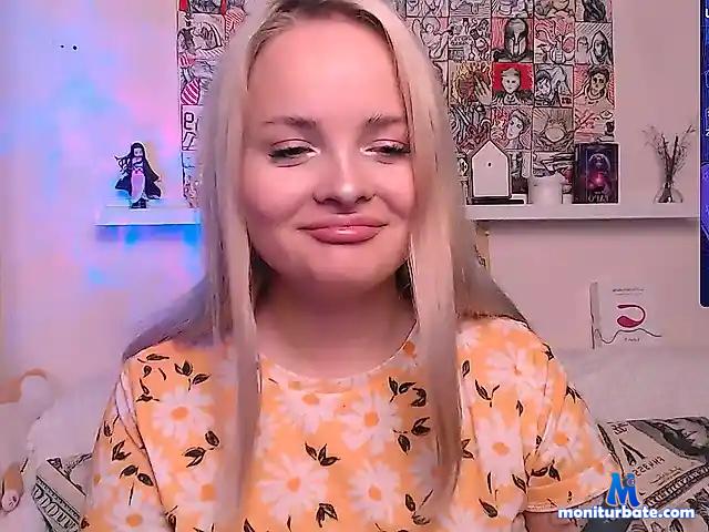peachsara bongacams performer female