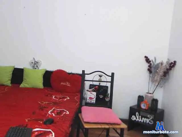 lookiemuscle bongacams performer male