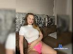 sweetlilyyaaa bongacams livecam show performer room profile