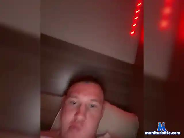 Clixx4 bongacams performer male