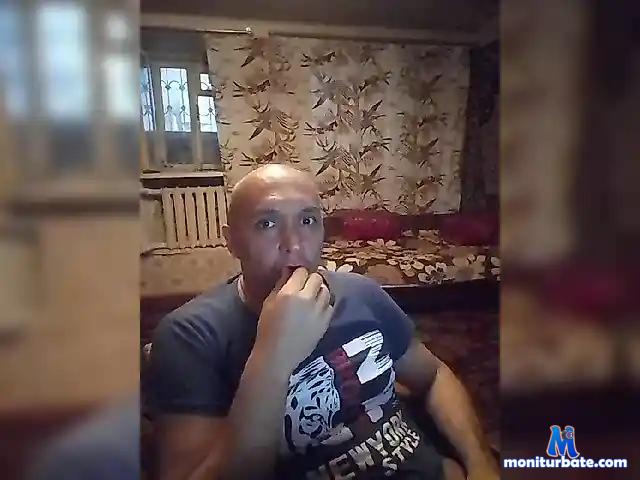 KadzaroKun bongacams performer male