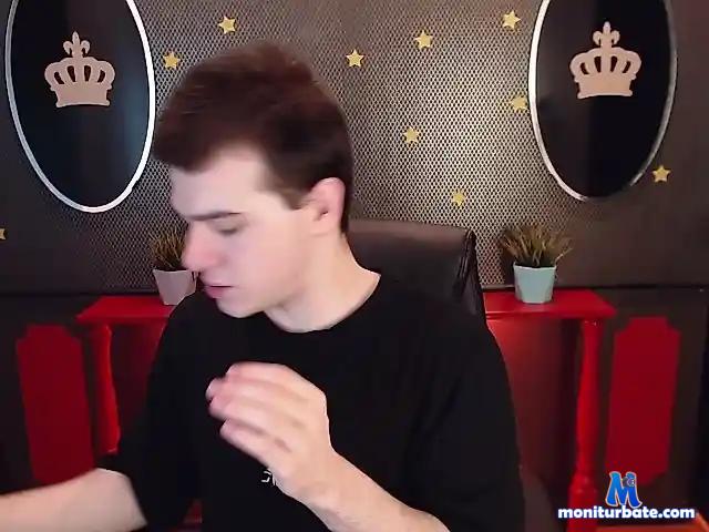 TobiBrain bongacams performer male