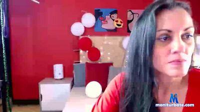 Nova_sensual cam4 bisexual performer from Republic of Colombia  