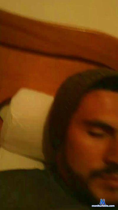 padre_chucho cam4 bisexual performer from Republic of Colombia  