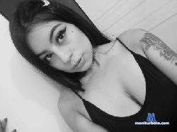 Mell_broken18 cam4 live cam performer profile