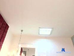 CrazzyLesliee cam4 live cam performer profile