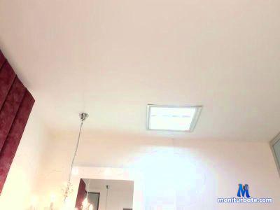 CrazzyLesliee cam4 straight performer from United States of America rollthedice 