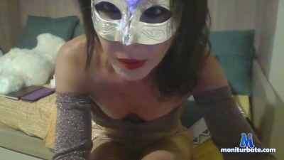 zoe6969sex cam4 bisexual performer from Republic of Italy  