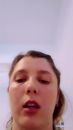 Coni1995 cam4 live cam performer profile