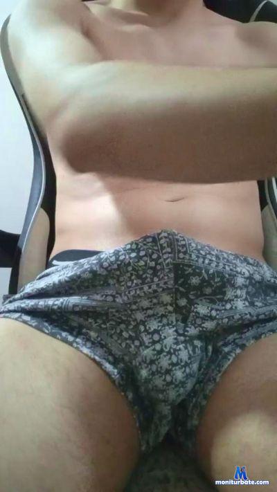charli_barr cam4 straight performer from Argentine Republic  