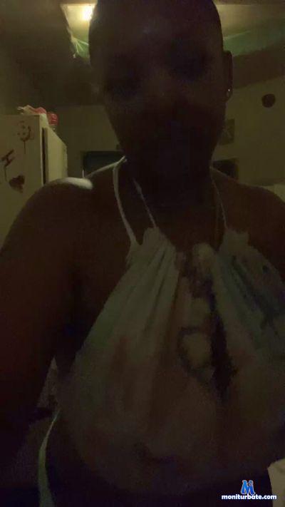 Vikki_Peach cam4 bisexual performer from United States of America  