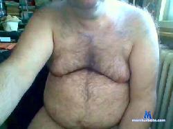 bearuni2 cam4 live cam performer profile