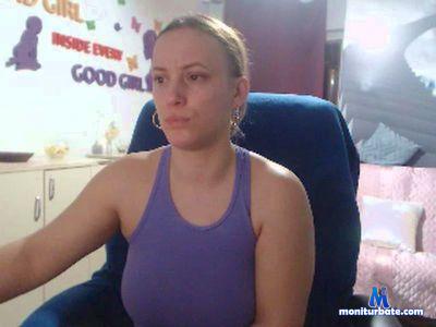 Xela07 cam4 bicurious performer from French Republic  