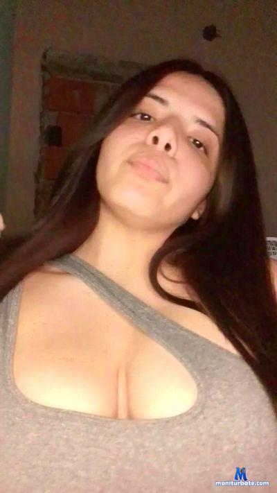 bitch0033 cam4 bisexual performer from Argentine Republic  