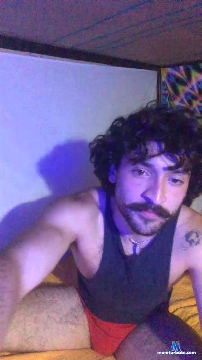 MarioBES cam4 gay performer from Republic of Chile  