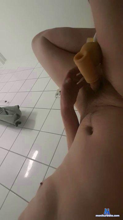 hornynorthic cam4 gay performer from Republic of Finland  