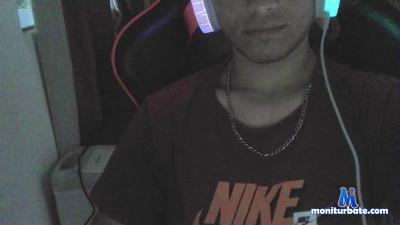 rafael2943 cam4 straight performer from Federative Republic of Brazil cum amateur gamer masturbation 