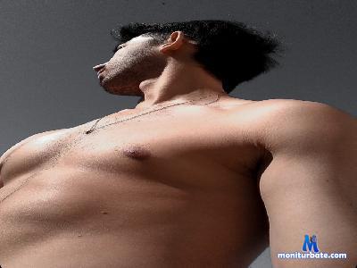 tomibass_xxx3 cam4 bisexual performer from Argentine Republic  