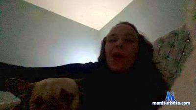 FelicityLove87 cam4 bisexual performer from United Kingdom of Great Britain & Northern Ireland  