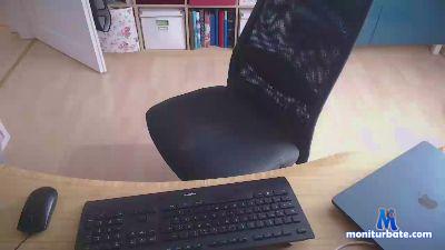 tomkaghai7 cam4 bicurious performer from Federal Republic of Germany  
