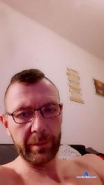 Pinocchio21c cam4 livecam show performer room profile