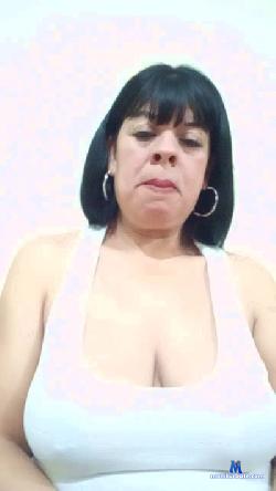 caro322 cam4 live cam performer profile
