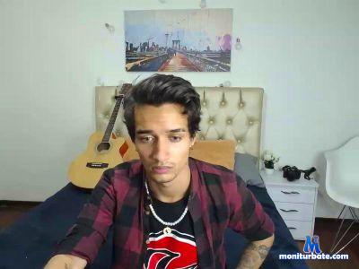 morenna1 cam4 straight performer from Republic of Italy pussy lush naked feet smoke C2C flash 