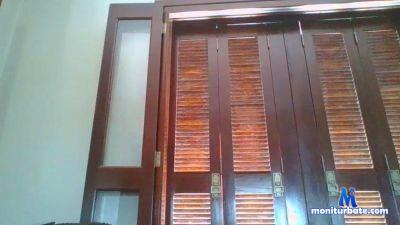pepehot69sexy cam4 bisexual performer from Federative Republic of Brazil  