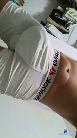 esneider24 cam4 live cam performer profile