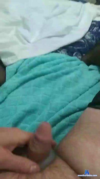 hrnyislndr78 cam4 straight performer from United States of America  