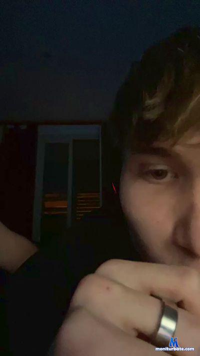 alexEmex cam4 bisexual performer from Republic of Italy feet pornstar 