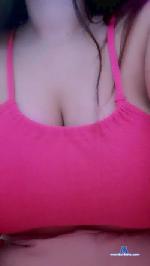ninitaxxx cam4 livecam show performer room profile