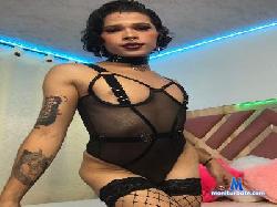 Charlotte_69r cam4 live cam performer profile