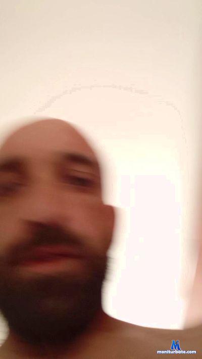 DONEXX88 cam4 bicurious performer from Republic of Italy  