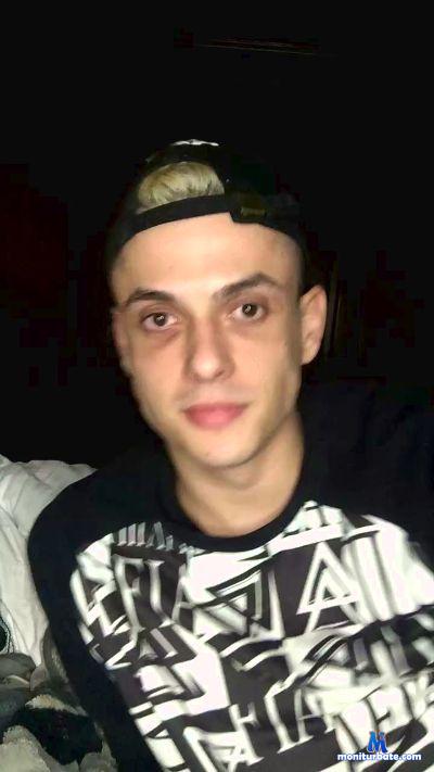 john3462 cam4 gay performer from Federative Republic of Brazil  