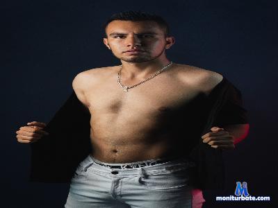 bradleycolton cam4 bisexual performer from Republic of Colombia deepthroat pawg bigass masturbation smoke striptease bdsm 