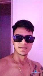 Mundogz cam4 livecam show performer room profile