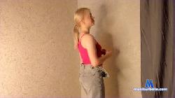 LynneCoaker cam4 live cam performer profile
