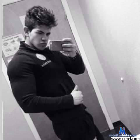 diegorazerz cam4 straight performer from Republic of Peru  