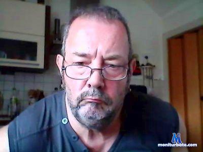 gott2 cam4 gay performer from Federal Republic of Germany  