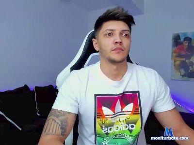 xdaveyx cam4 straight performer from United States of America masturbation amateur cum solo curious 