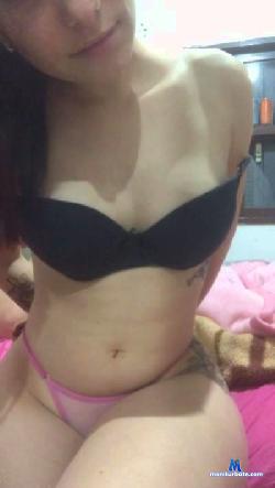 drika23 cam4 live cam performer profile